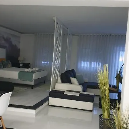 Prestige Holidays Alojamentos Ξενοδοχείο