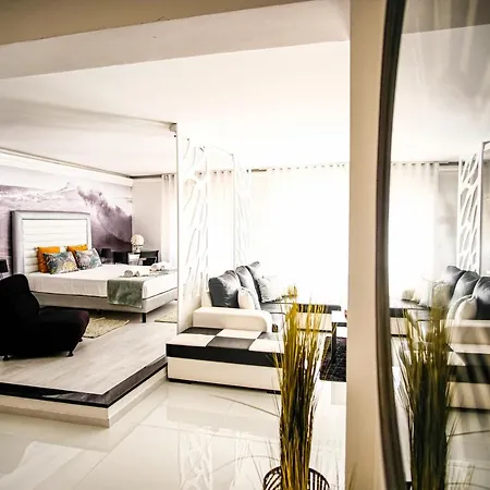 Prestige Holidays Alojamentos Ξενοδοχείο *